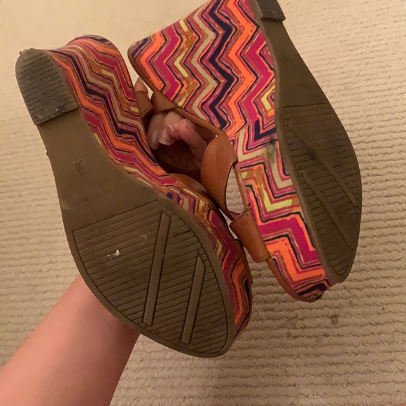 Printed platform heels - Picture 5 of 5